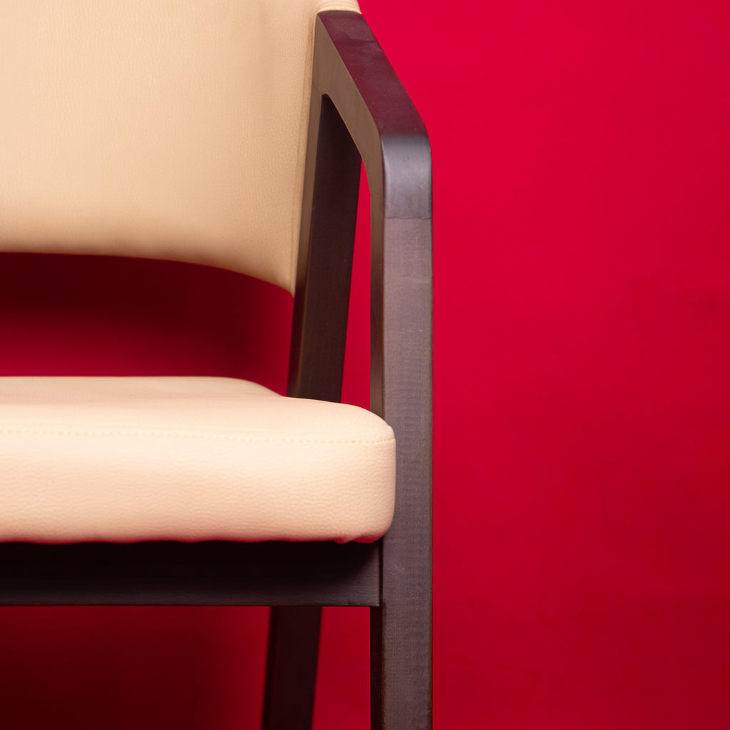 Chaise / Fauteuil de table