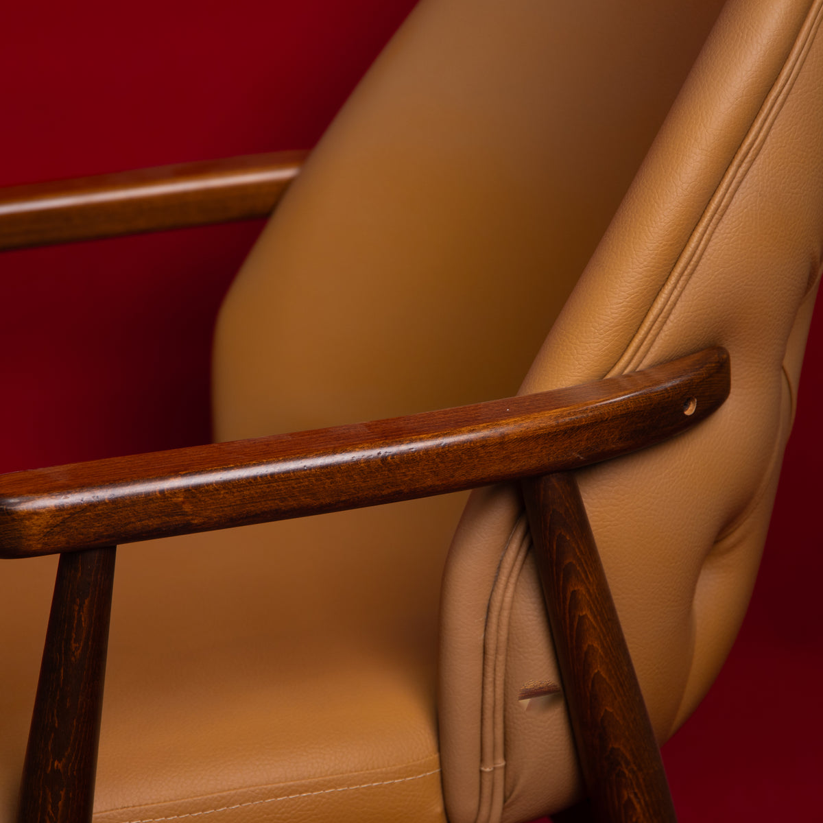 Chaise / Fauteuil de table