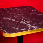 Table carrée
